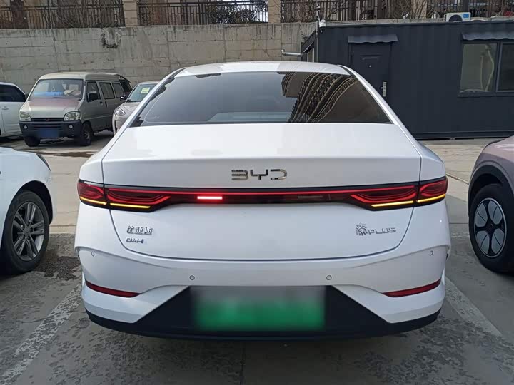 Фото 6 - BYD Qin Plus