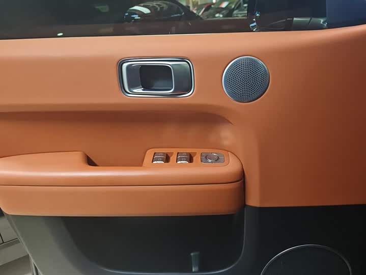 Фото 7 - LiXiang L6