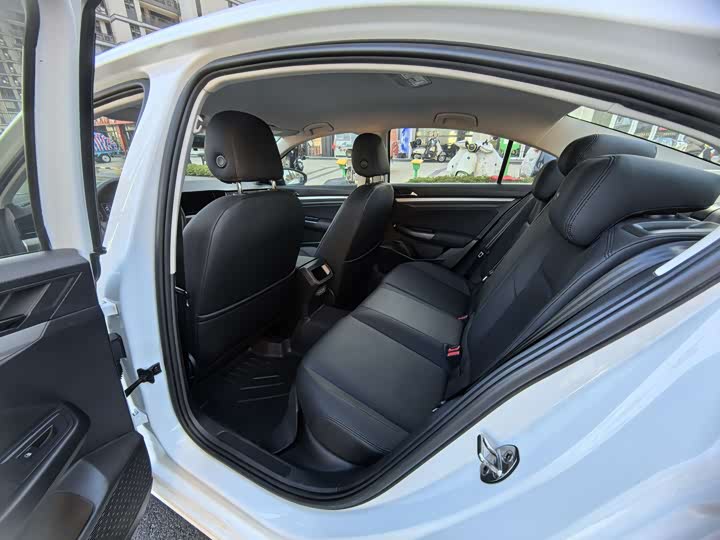 Фото 8 - Volkswagen Bora