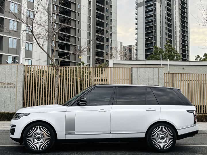 Фото 3 - Land Rover Range Rover