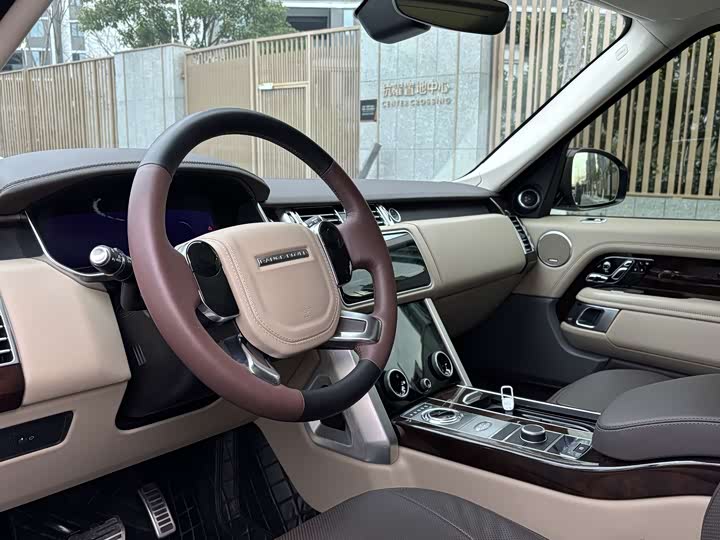 Фото 9 - Land Rover Range Rover