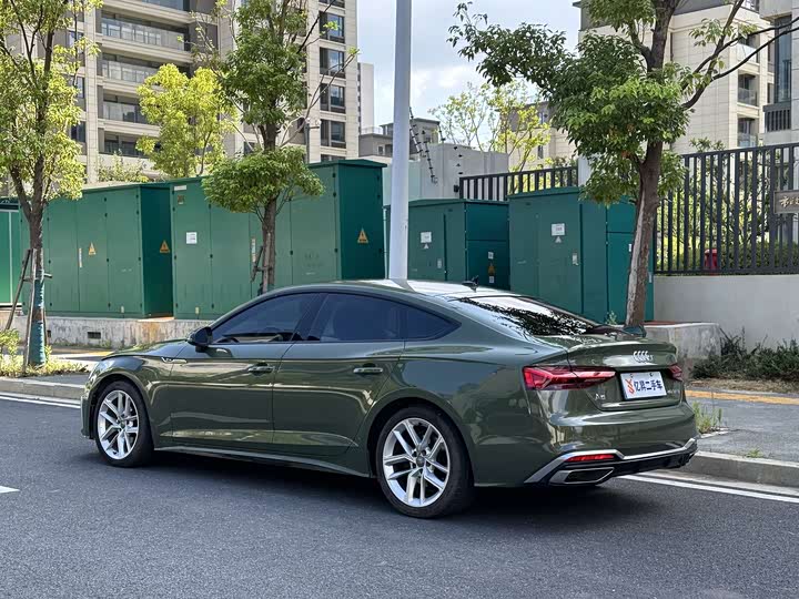 Фото 5 - Audi A5