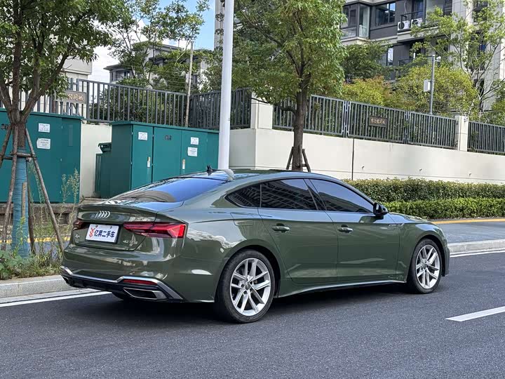 Фото 6 - Audi A5