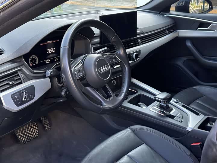 Фото 7 - Audi A5