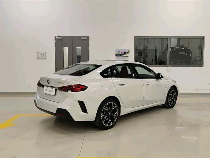 Фото 5 - BMW 2 Series