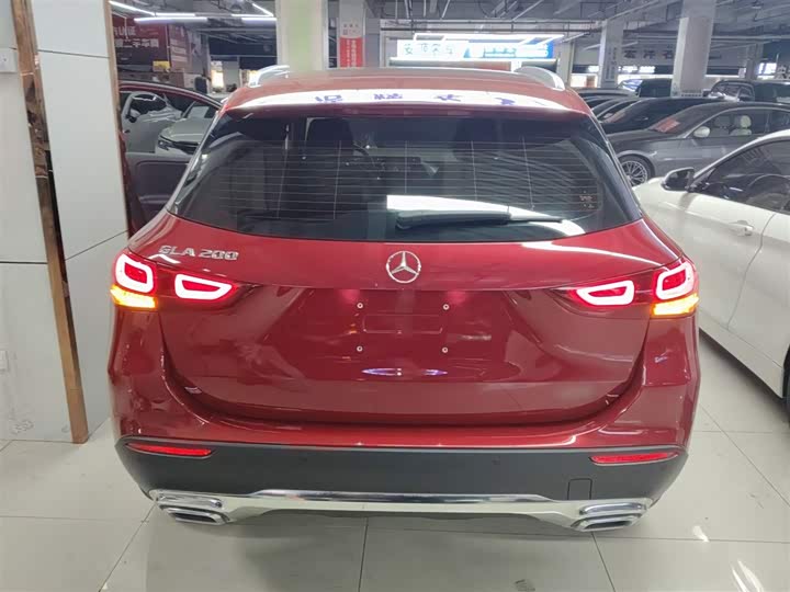 Фото 6 - Mercedes-Benz GLA-Class