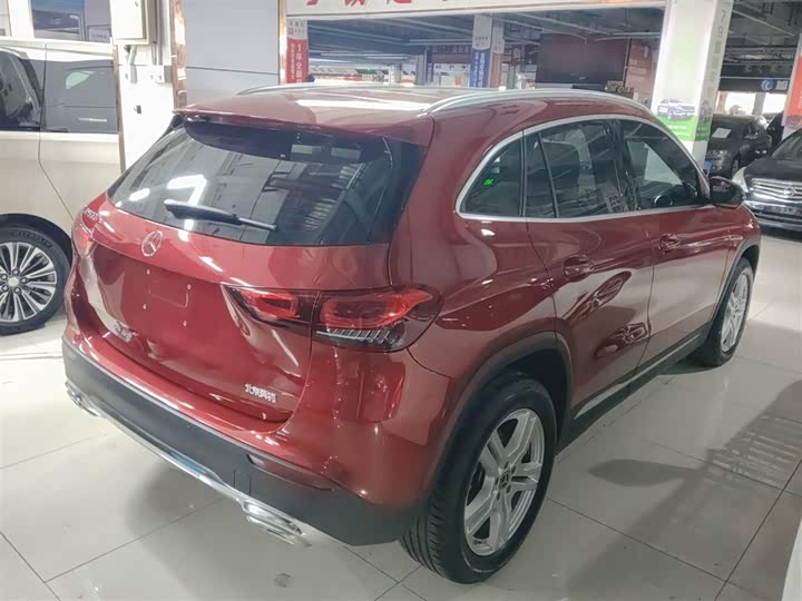 Фото 7 - Mercedes-Benz GLA-Class