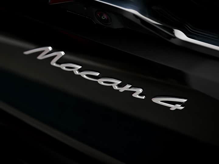 Фото 8 - Porsche Macan EV