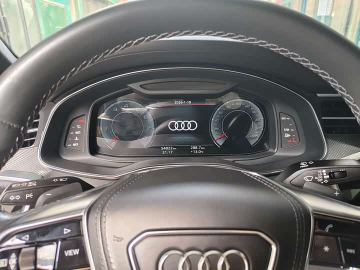 Фото 2 - Audi A6L