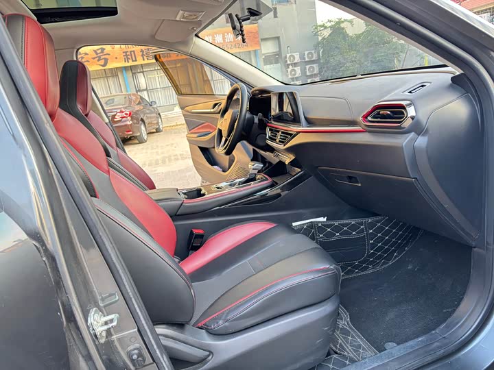 Фото 8 - Changan Oshan X5