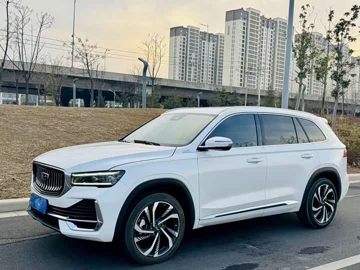 Фото 1 - Geely Monjaro