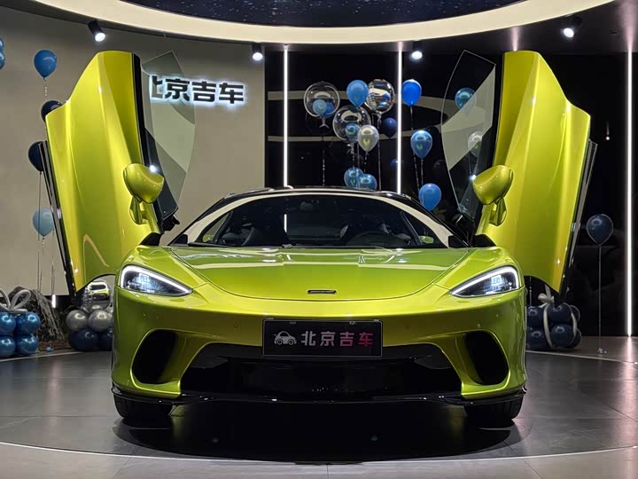 Фото 4 - McLaren GT