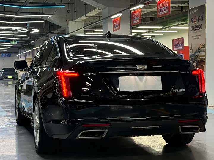 Фото 8 - Cadillac CT5