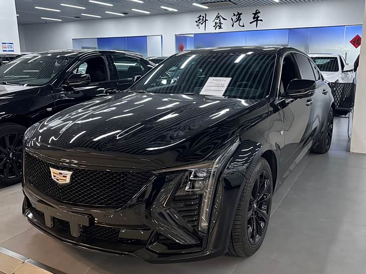 Фото 1 - Cadillac CT5