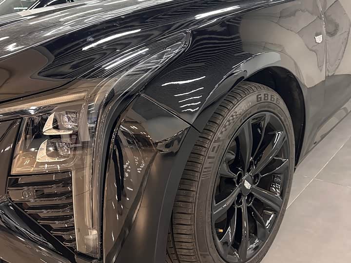 Фото 2 - Cadillac CT5