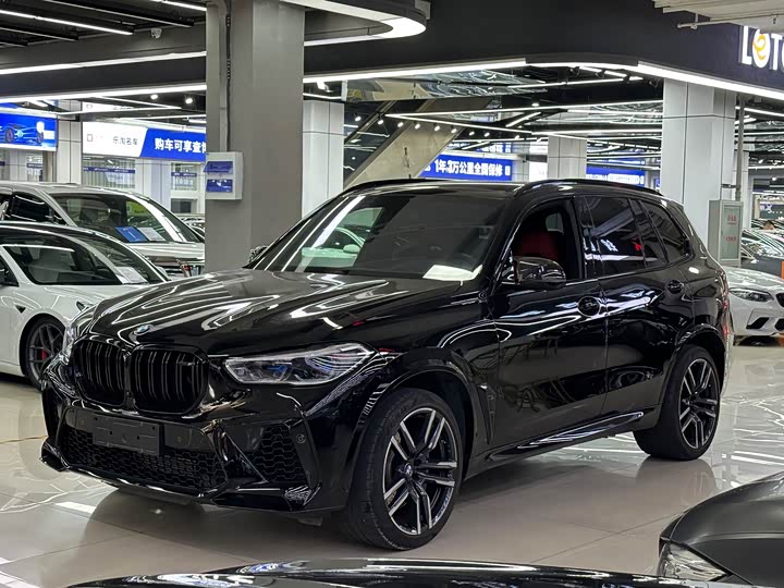 Фото 1 - BMW X5 M