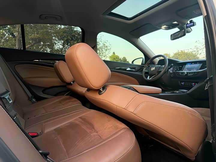 Фото 5 - Buick Regal