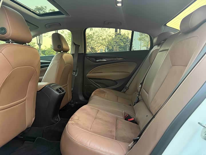 Фото 6 - Buick Regal