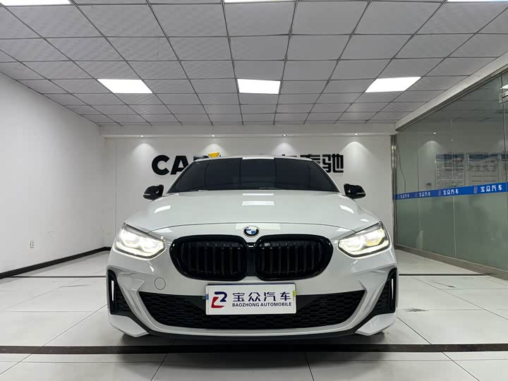 Фото 2 - BMW 1 Series