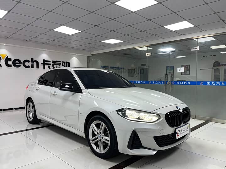 Фото 3 - BMW 1 Series