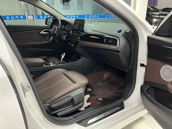 Фото 7 - BMW 1 Series