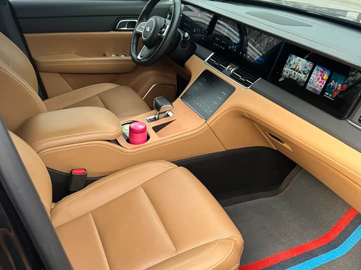 Фото 3 - LiXiang One