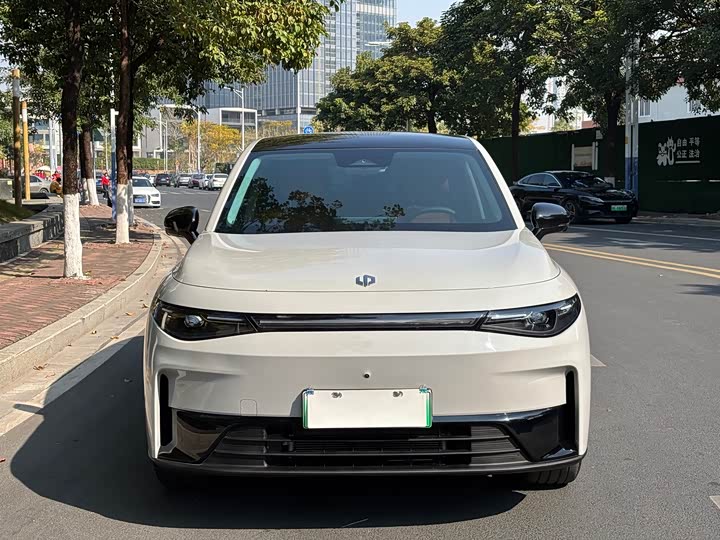 Фото 3 - Leapmotor C10