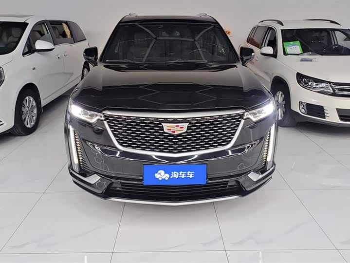 Фото 2 - Cadillac XT6