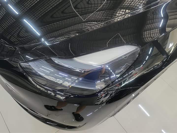 Фото 5 - Tesla Model Y