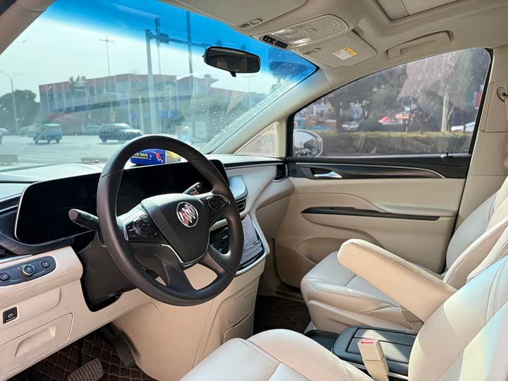 Фото 7 - Buick GL8 ES