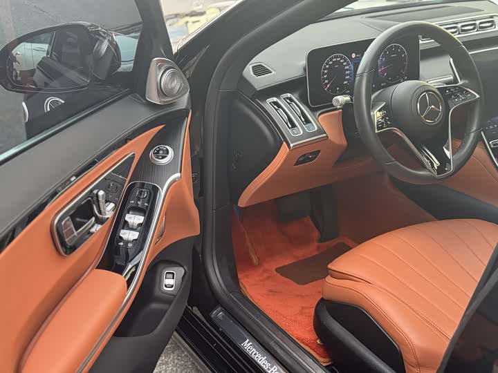 Фото 5 - Mercedes-Benz S-Class