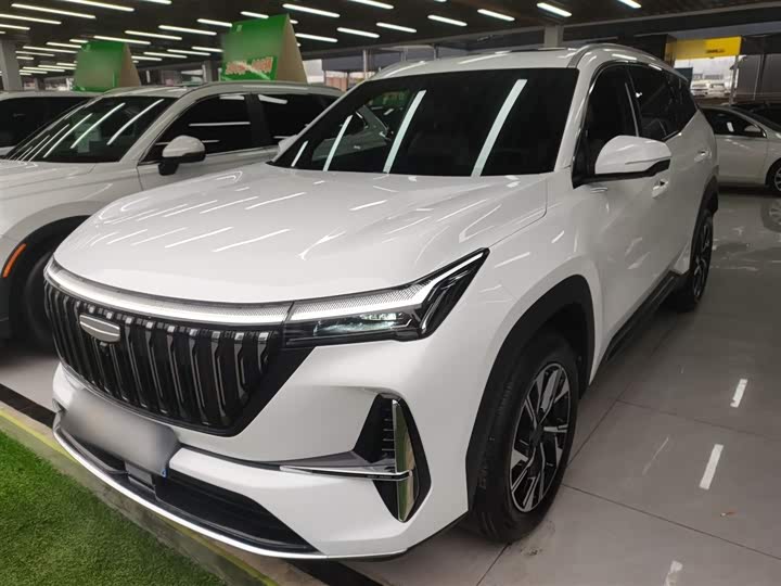 Фото 2 - Geely Atlas L