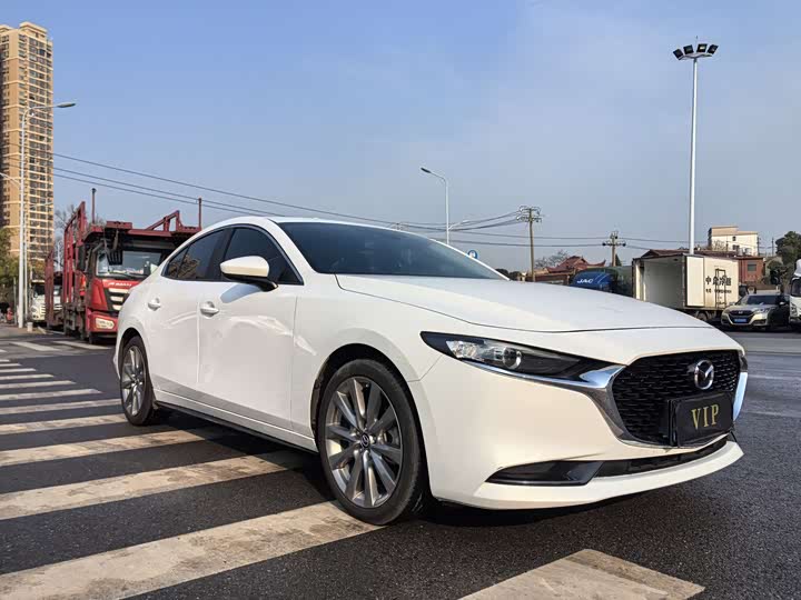 Фото 3 - Mazda 3 (Axela)