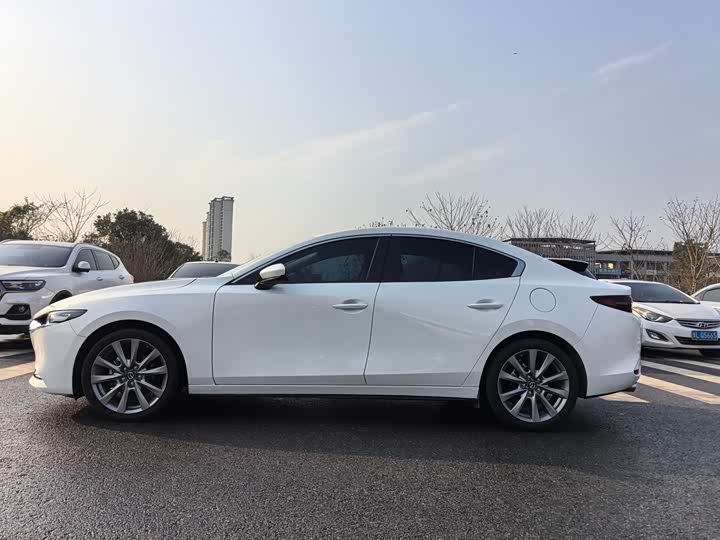 Фото 4 - Mazda 3 (Axela)