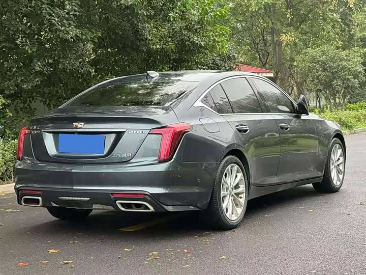 Фото 9 - Cadillac CT5