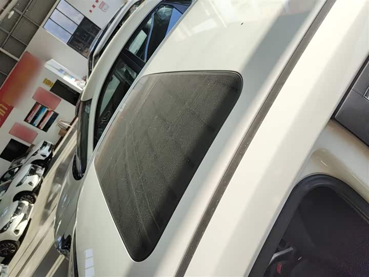 Фото 7 - Kia Pegas