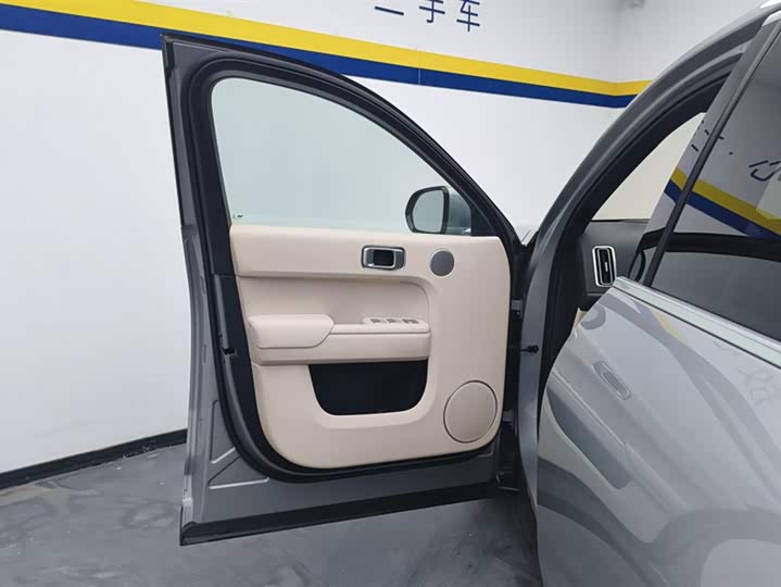 Фото 7 - LiXiang L7