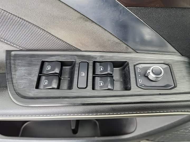 Фото 9 - Haval H6