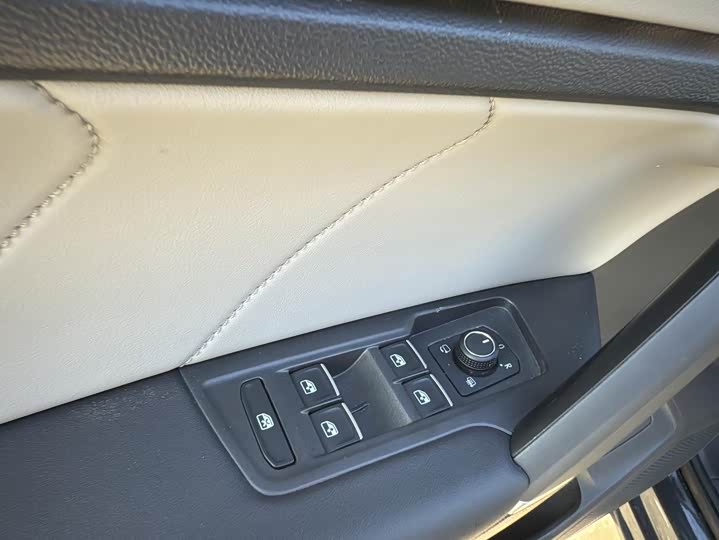 Фото 9 - Volkswagen Tayron