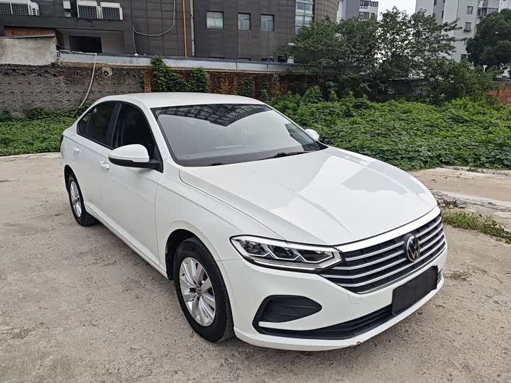 Фото 3 - Volkswagen Lavida