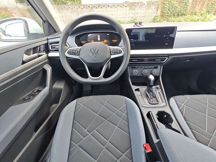 Фото 5 - Volkswagen Lavida