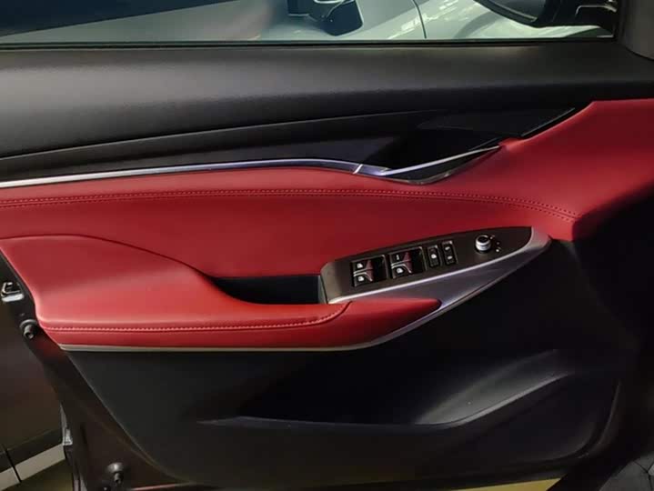 Фото 7 - Changan CS75 Plus