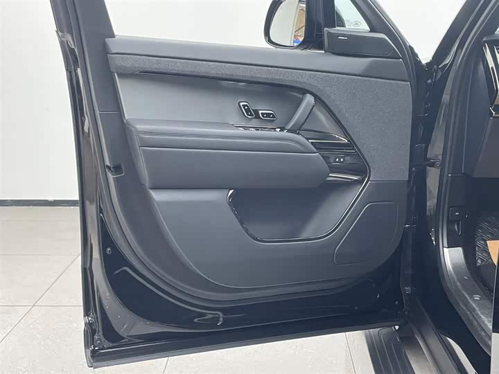 Фото 9 - Land Rover Range Rover Sport