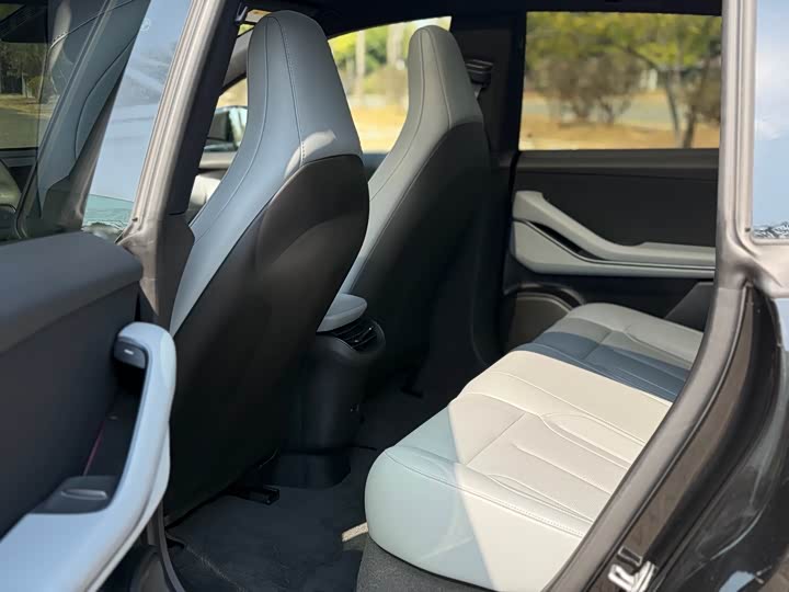 Фото 5 - Nio ET5T