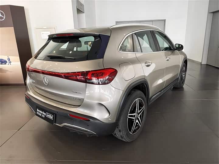 Фото 3 - Mercedes-Benz EQA