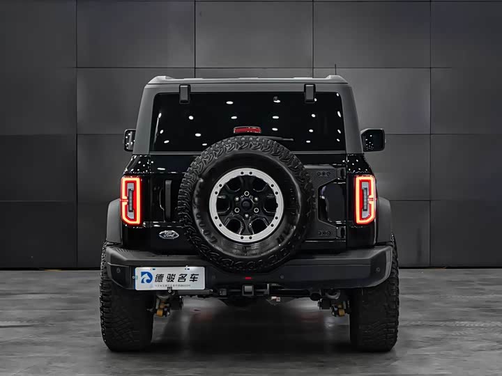 Фото 3 - Ford Bronco