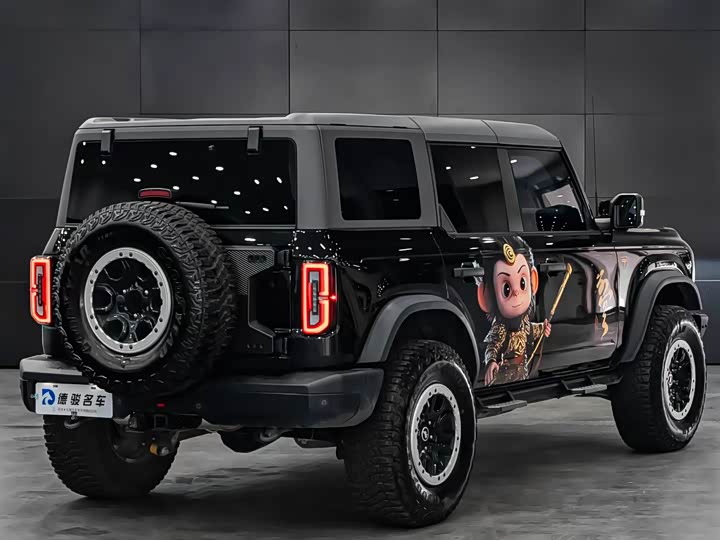 Фото 4 - Ford Bronco