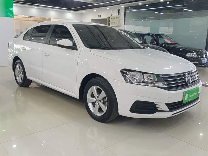 Фото 4 - Volkswagen Lavida