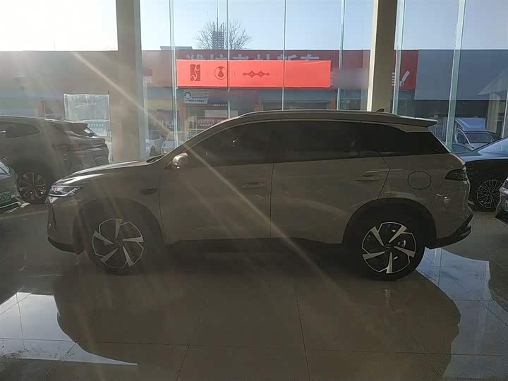 Фото 5 - BYD Sea Lion 05 DM-i Hybrid