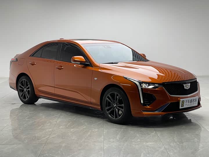 Фото 3 - Cadillac CT4